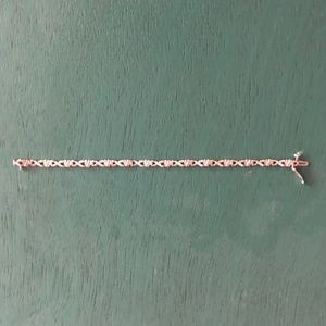 White gold heart bracelet